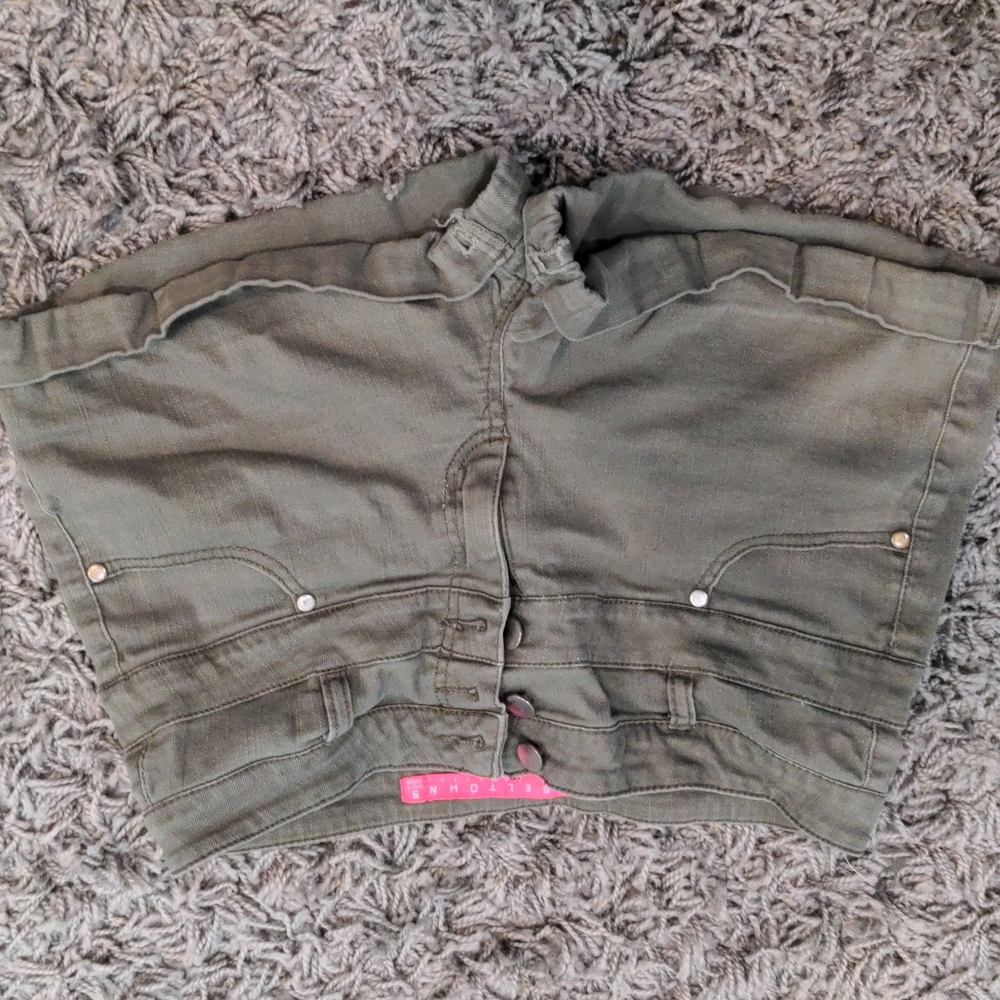 Green khaki high waisted shorts